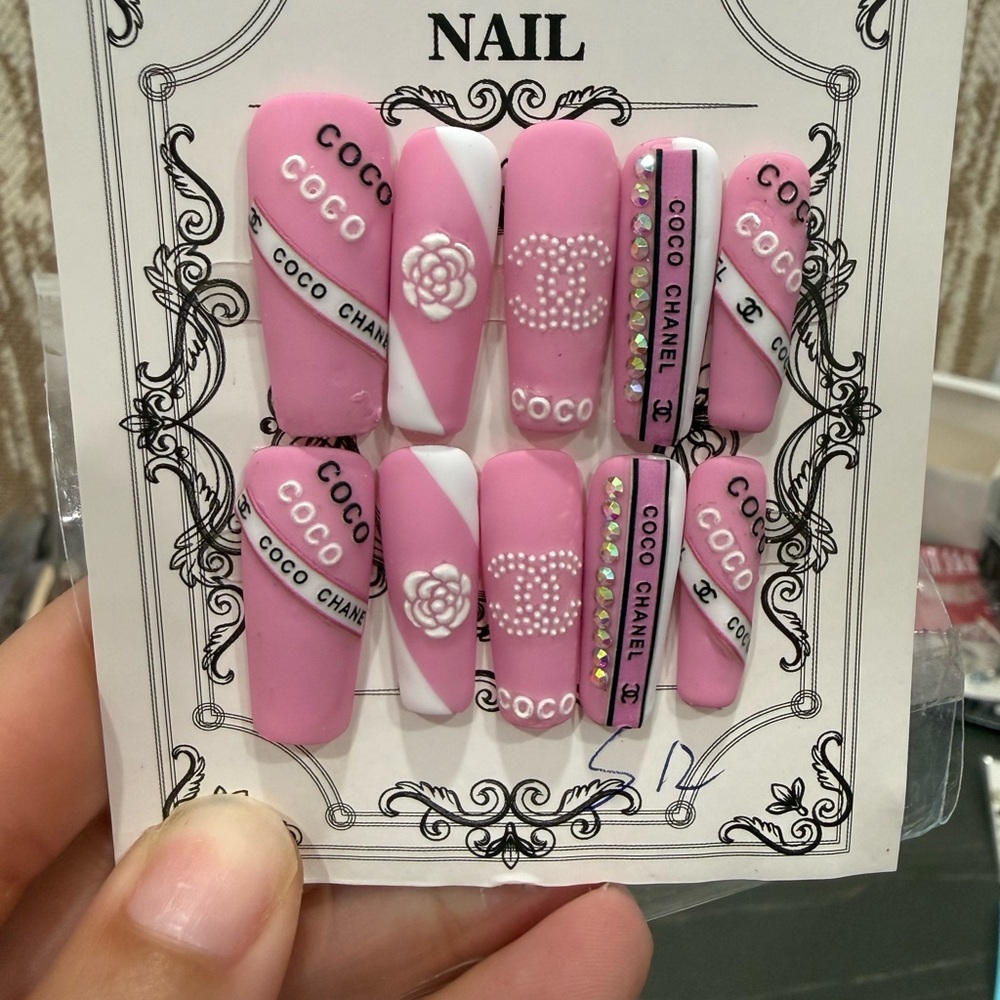 Pink designers 3.0 square press on nails (only small size)